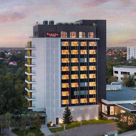 Ramada by Wyndham Slatina Parc Hotel Bagian luar foto