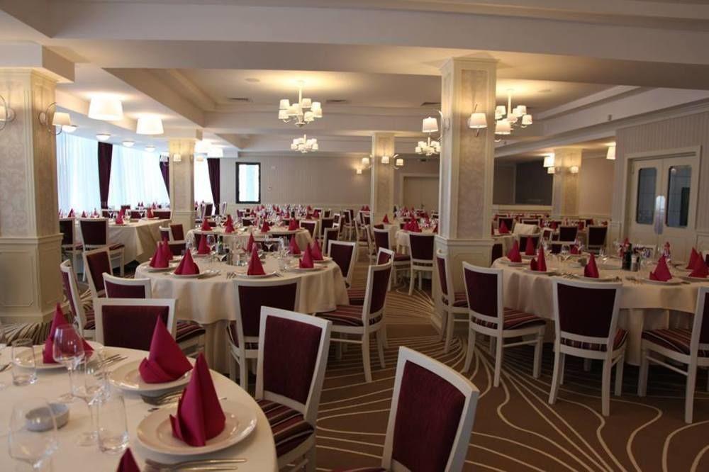 Ramada by Wyndham Slatina Parc Hotel Bagian luar foto